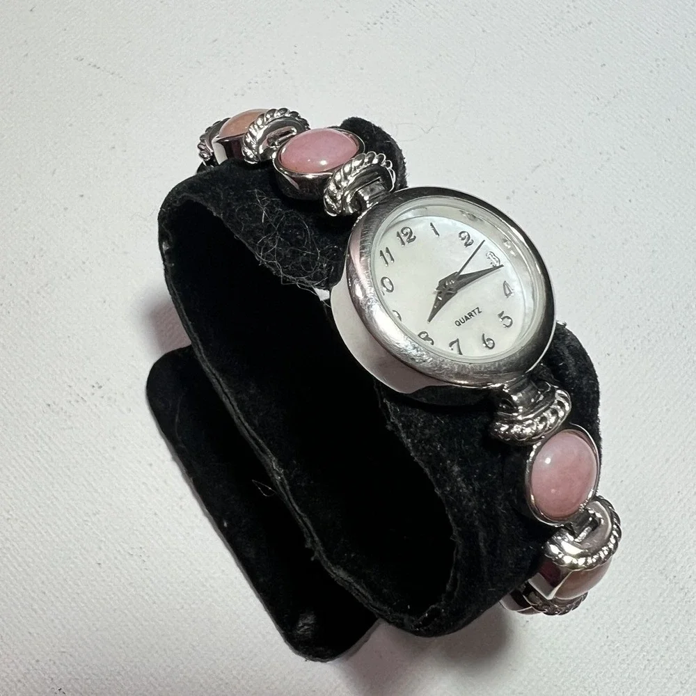 CLASSIC‎ VINTAGE STERLING SILVER CORAL COLOR QUARTZ WATCH 7.25